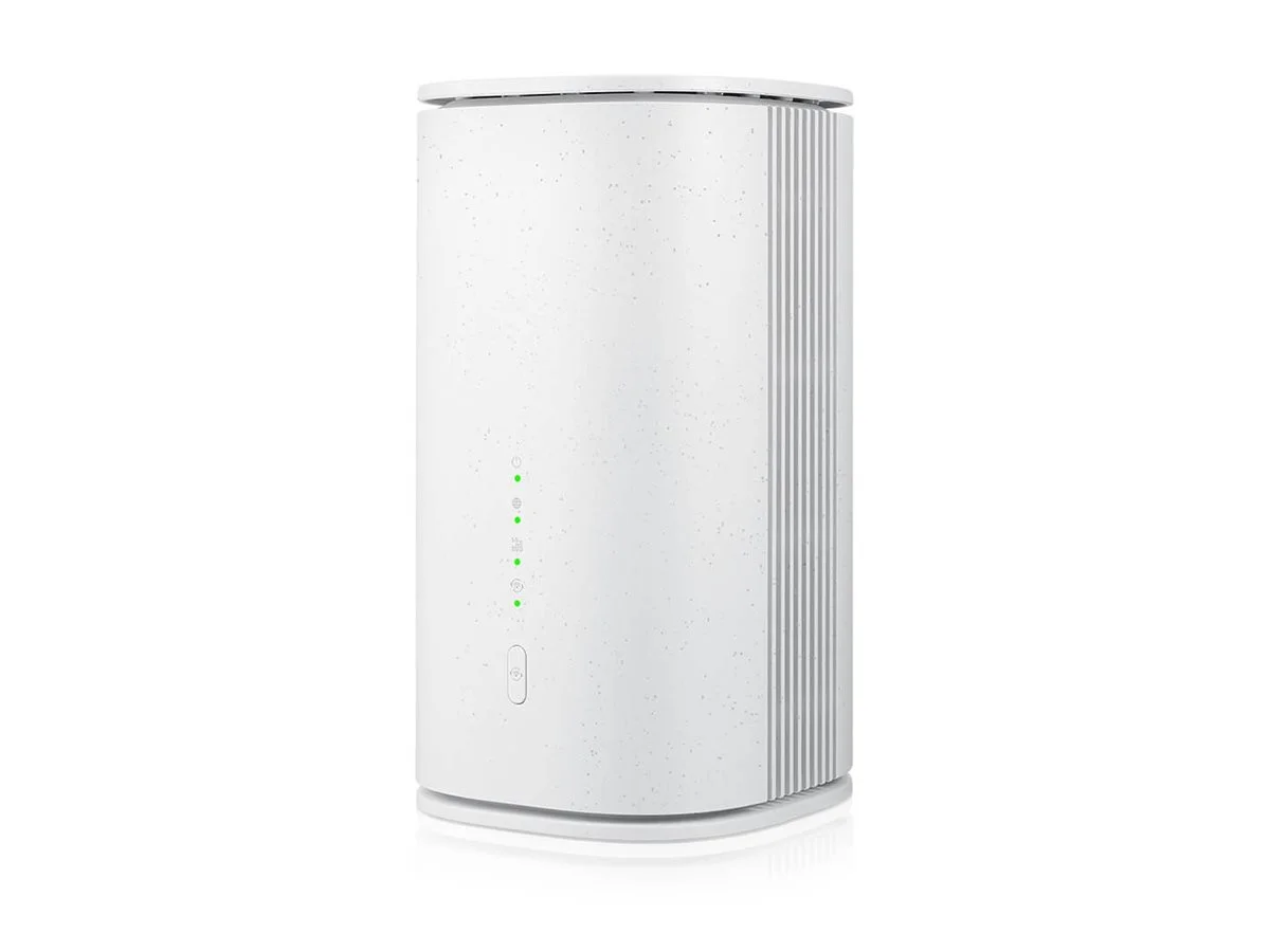 ZYXEL FWA515 5G NR Indoor Router