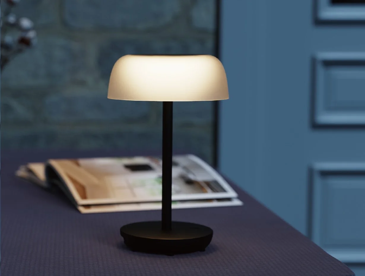 Synergy 21 LED Tischleuchte SOLAR/Akku, outdoor IP54, Touch Switch dimmbar, transparent-weiss