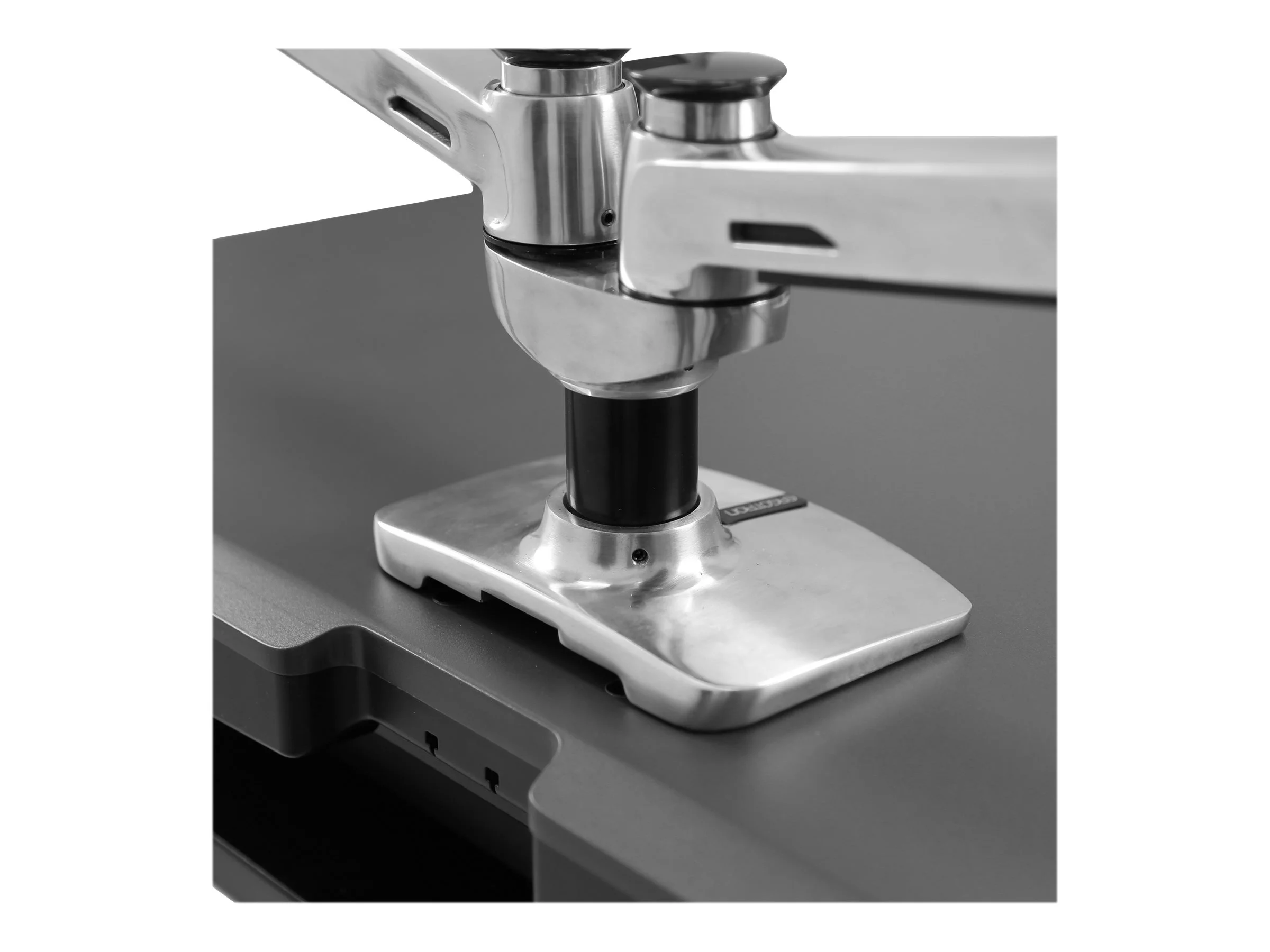 ERGOTRON LX Arm Kabeldurchfuhrung