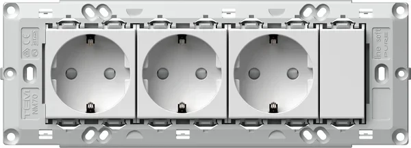 TEM Serie Modul Sets SOCKETS SET 3x Schutzkontakt 2P+E 16A