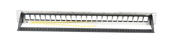 Patch Panel 24xTP, CAT6A, incl.Keystone groß, 19", 1HE(t 94mm), Schwarz, Synergy 21,