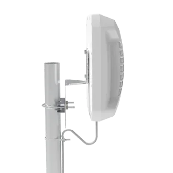 Poynting · Antennen · 5G/LTE · Mast/Wand · A-XPOL-0002-V3-03 · weiß · SMA (M) · 11dbi Flat-MIMO · SMA M · 10m Kabel