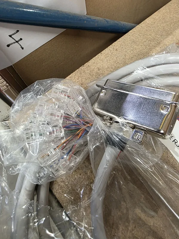 Yeastar Kabel RJ21 Buchse -> RJ12, 3m, Telco-Kabel