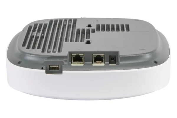 CommScope Ruckus Wireless AP • WIFI7 • 4x4 • Indoor • 10GbE • R770 • 1 Radio BLE/Zigbee + 1x USB • BeamFlex+