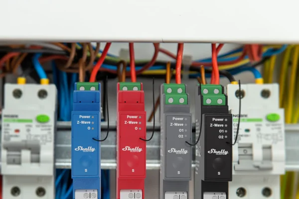 Shelly · Hutschiene · " Wave Pro 1" · Relais · max. 16A · 1 Phase · 1x 16A · Z-Wave