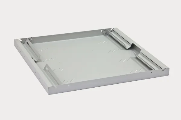 Triton 19" zbh. Zwischenboden, 150mm, Frontmontage, Lichtgrau,