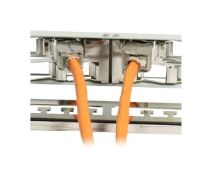 Keystone, Modulträger, 19" Patchpanel für 24xTP-Modul, 1HE(t 96mm) 45Grad Schrägauslass, Lichtgrau, Synergy 21,