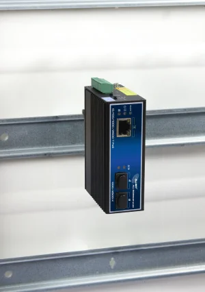 ALLNET Switch industrial unmanaged Layer2 3 Port 2.5 GbE • PoE Budget 90W • 1x PoE bt • 2x SFP 1G/2.5G • Lüfterlos • DIN • IP40 • ALL-SGI8003P-2.5G