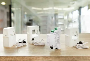 Shelly · Hutschiene · " Pro 3EM 400A" · Stromzähler · inkl. 3x 400A Klemmen · Messfunktion · WLAN · LAN · BT