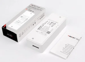 Synergy 21 LED Wifi Smart Switch WiFi + 2,4G + Push *Milight/Miboxer*